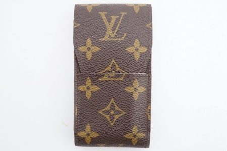 スッキリおさまるサイズで便利なルイヴィトンのシガレットケースを買取いたしました