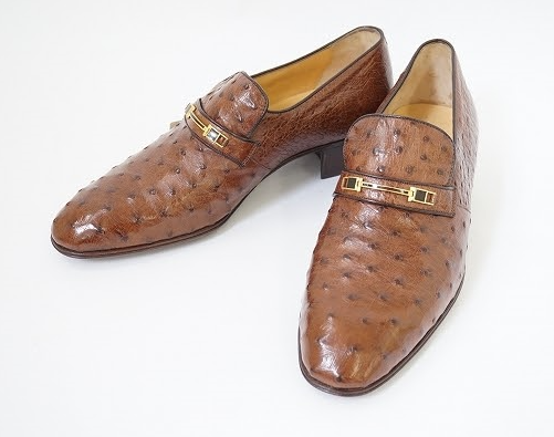 イタリアが誇る老舗シューズブランド!グラバティ Gravatiのメンズ用ブラウンカラーのオーストリッチシューズを買取させて頂きました。