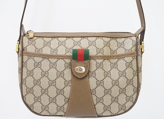 定番人気のGG柄で上品なコンパクトショルダーバッグ！グッチ GUCCI