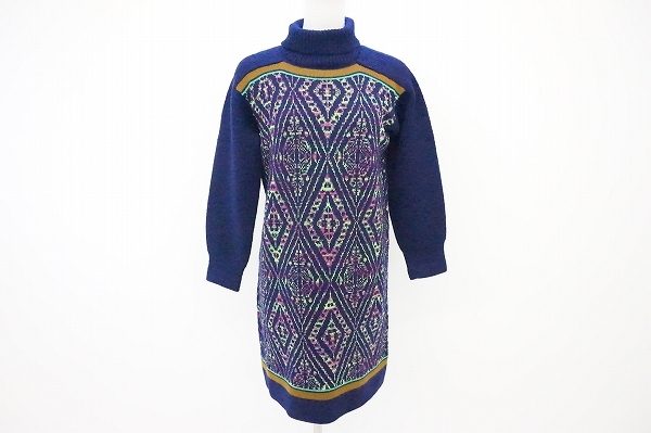 丁寧な手仕事によって生まれた美しい編み柄の斉藤都世子のワンピースを買取いたしました