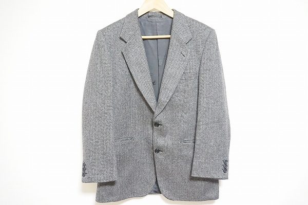 素材感・仕立ての良さなど全て揃った、バーバリーのメンズジャケットを買取いたしました