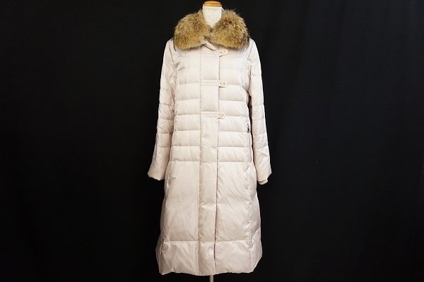 しっかり暖かいロング丈！レリアンのファーつきダウンコートを買い取りました
