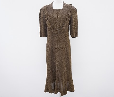 ほどよくカジュアルでほどよくシックなブラック&ホワイトのダウンジャケットを買い取りました