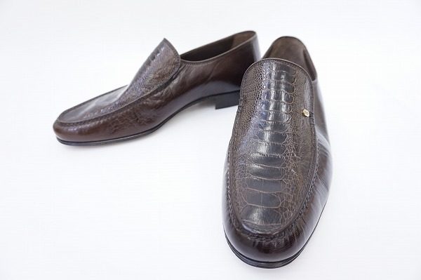 シューズブランドとして名高いブルーノマリのメンズシューズを買取いたしました