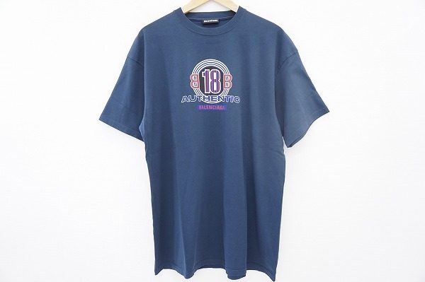 カジュアルなプリントデザインが素敵なバレンシアガのTシャツを買い取りさせていただきました