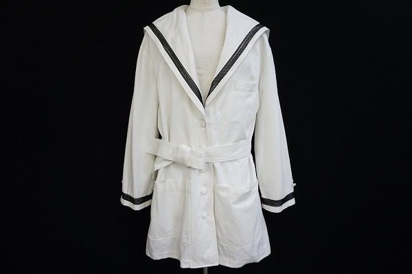 カネコイサオのセーラーデザインのキュートなコートを買い取りました