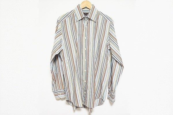 表情のあるストライプ柄がおしゃれなエトロのメンズシャツを買い取りました