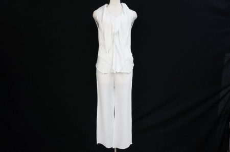 イッセイミヤケのパンツスタイルのセットアップを買い取りました