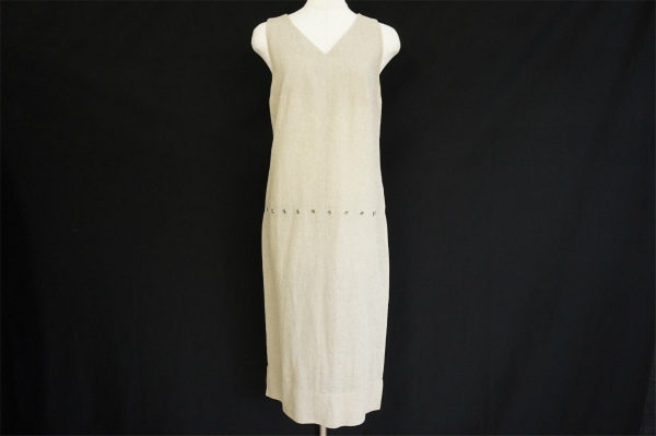 心地良さに手放せなくなりそうなシャネルのリネンワンピースを買取いたしました