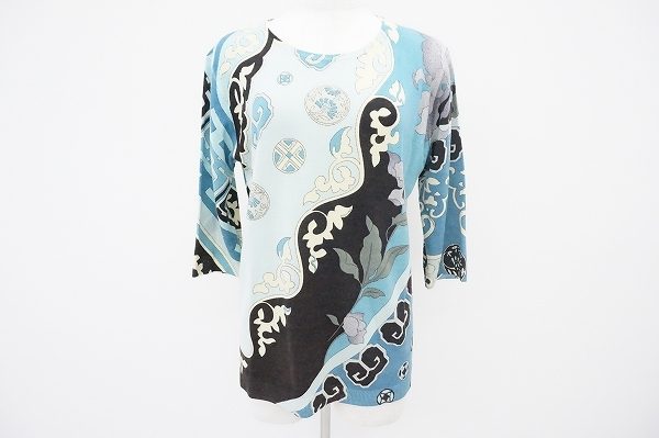 さりげない和の要素が素敵なレオナールのプリントカットソーを買い取りました