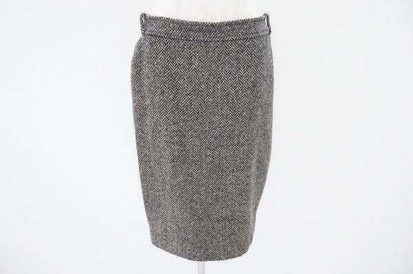 人気のカシミア混!エルメスのヘリンボーンスカートをお譲りいただきました