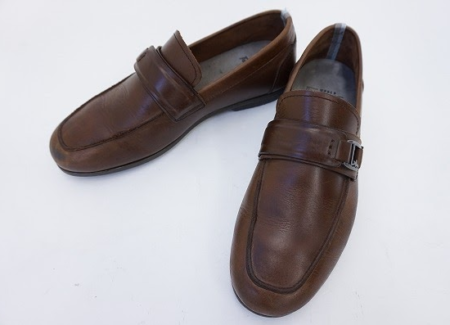 靴には定評のあるサルヴァトーレ・フェラガモ Ferragamoのメンズ用ローファーを買取させて頂きました。