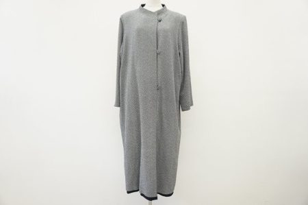 リバーシブルで使える！シセンドウの薄手コートを買い取りました