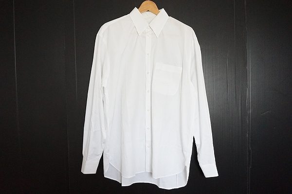 使いやすいボタンダウンタイプ!ジョルジオアルマーニの長袖シャツを買い取りました