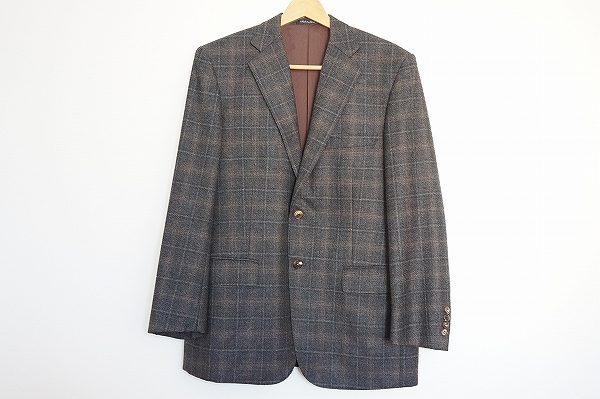 最高品質の生地を使ったアイランドフェリーのジャケットを買い取りました