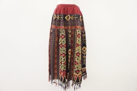 伝統的なネイティブ柄が個性を発揮、ワンダフルワールドのスカートを買取いたしました