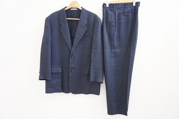 リネン×シルク素材で着心地抜群、パパスのスーツを買取いたしました