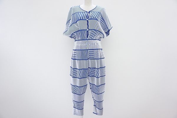 爽やかで新鮮な柄デザインのイッセイミヤケのオールインワンを買取いたしました