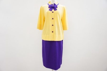 黄色と紫のコントラストが可愛い、斉藤都世子のセットアップを買取いたしました