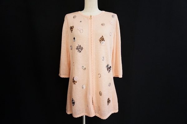 アクセサリーいらずの華やかさ、伊太利屋のカーディガンを買取いたしました