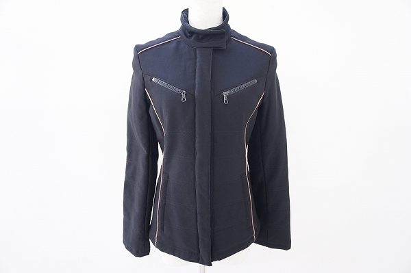 ドルチェ&ガッバーナのフューチャリスティックなジャケットを買い取りました