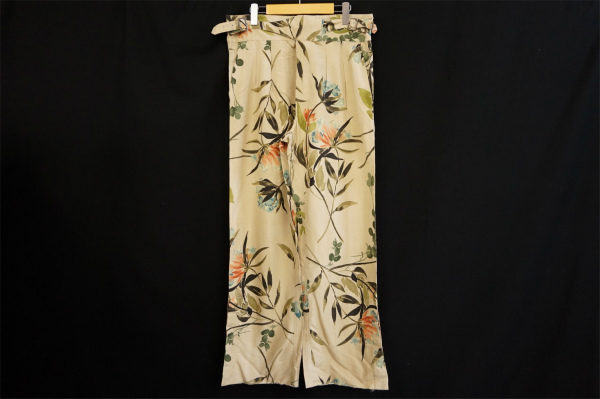 ボーダーレスなおしゃれが叶うグッチのメンズパンツを買い取りました