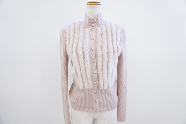 ミンクつきのラグジュアリーデザインが光るジュンアシダのカーディガンを買い取りました