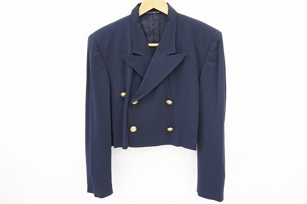 パンチのある着こなしができるヨウジヤマモトのショートジャケットを買い取りました