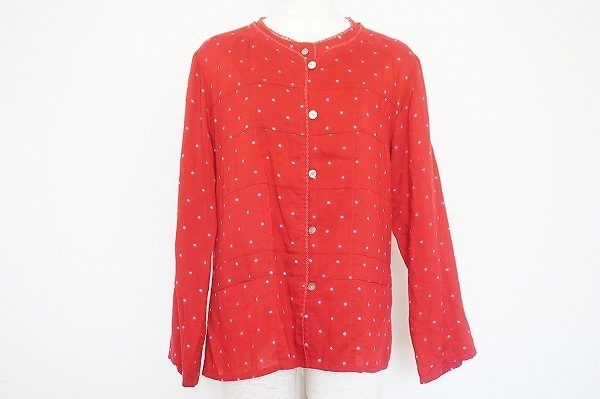 つい出かけたくなりそうなイッセイミヤケハートのあざやか色ブラウスを買い取りました