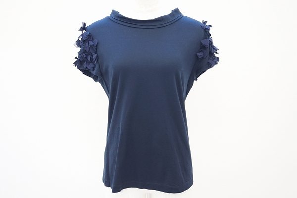 上品できちんと感のあるユキトリイのカットソーを買取いたしました