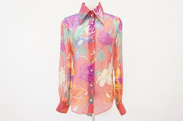 幻想的な色使いが特徴のドルチェ&ガッバーナのブラウスを買い取りました
