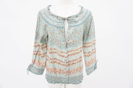 繊細なレースやリボンでガーリー気分が上がる！ピンクハウスのブラウスを買取いたしました