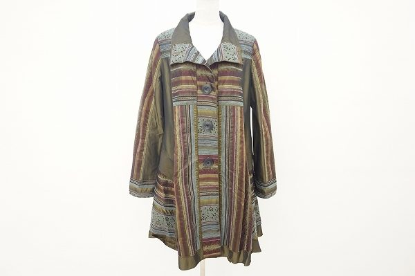 エイココンドウの人気ブランドのひとつイークラットのコートを買い取りました