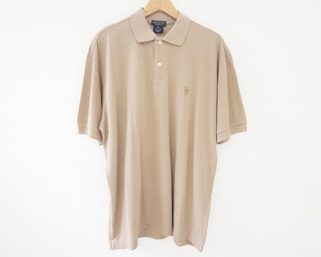 どんなボトムスとも相性抜群の柔らかいブラウンで着回しやすいグッチ GUCCIのメンズ用ポロシャツを買取させて頂きました。