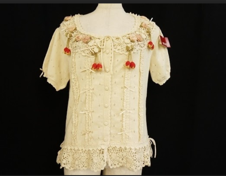 古着に抵抗ある方にお勧めなタグ付きの未使用品！さくらんぼモチーフがキュートなピンクハウス PINKHOUSEのカーディガンを買取させて頂きました。