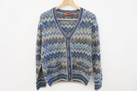 トレンドに関係なく着られるミッソーニのボーダー柄カーディガンを買い取りました