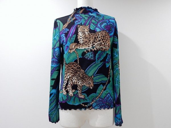 躍動感と美しさが同居する、伊太利屋のカットソーを買取いたしました