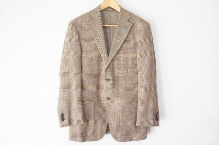タグつきの美品！エルメネジルドゼニアのカシミア混ジャケットを買い取りました