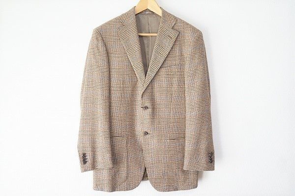 タグつきの美品!エルメネジルドゼニアのカシミア混ジャケットを買い取りました