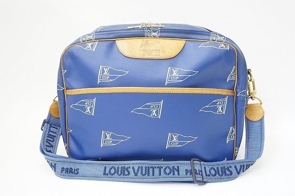 シンプルで上品なのに機能性が高いルイヴィトンのバッグを買取いたしました