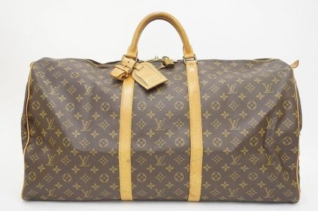 旅行のお供に、ルイ・ヴィトンのキーポル