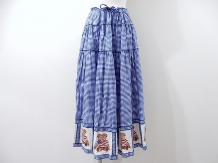 刺繍が可愛いワンダフルワールドロングスカートを買い取りました