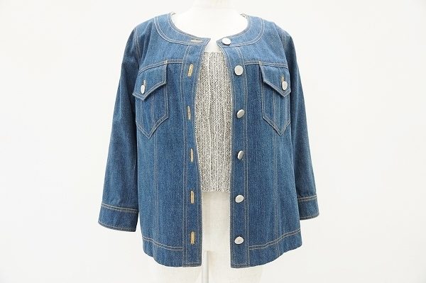 シンプルで使いやすいシャネルのデニムジャケットを買い取りました