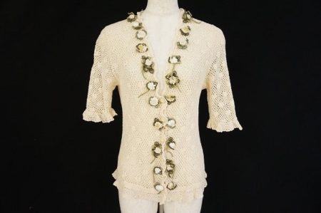 ワンダフルワールドのかぎ編みトップスをお譲りいただきました