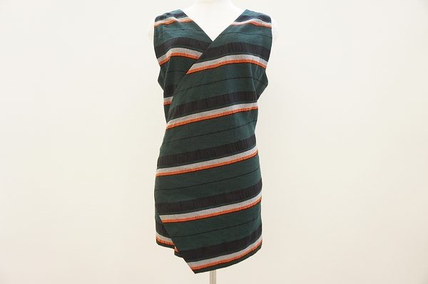 人気のカシュクールタイプ!イッセイミヤケのボーダー柄カットソーを買い取りました