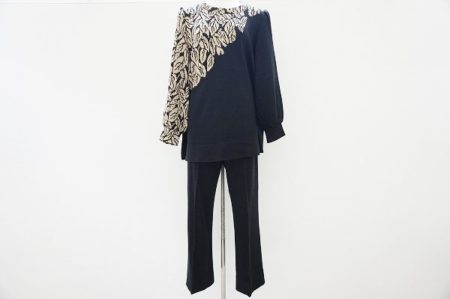 パジャマを着ているかのような快適さ、斉藤都世子のセットアップを買取いたしました