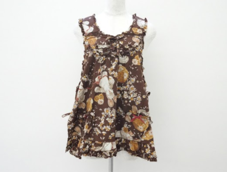 今シーズン人気のラテコーデにピッタリなカラーの大人フェミニンなピンクハウス PINKHOUSEの花柄チュニックを買取させて頂きました。