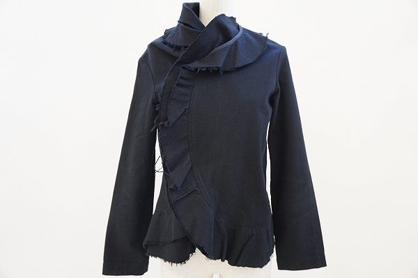 人と差が付く！トリココムデギャルソンの変形ジャケットを買取いたしました