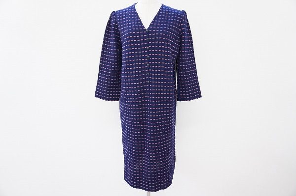 レトロな雰囲気で可愛い、斉藤都世子のワンピースを買取いたしました