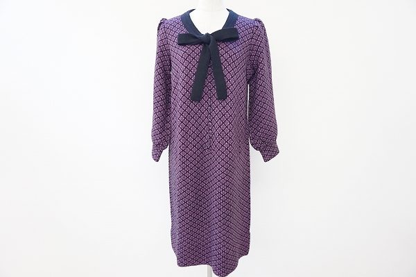 大人な紫でエレガントな斉藤都世子のワンピースを買取いたしました